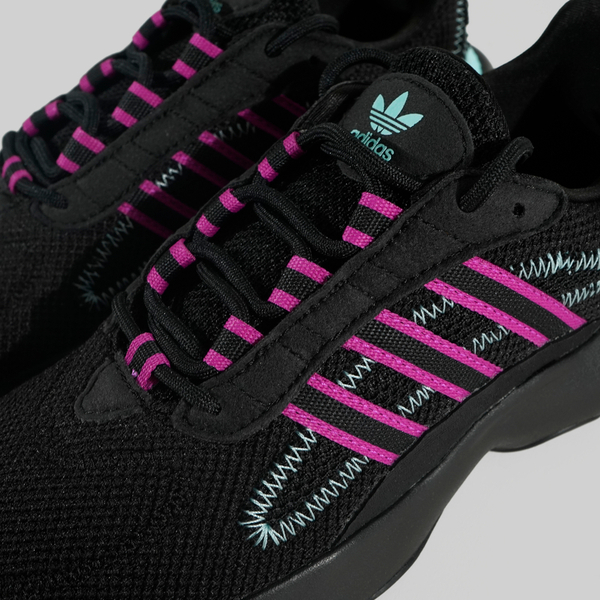 Кроссовки женские Adidas Originals Haiwee артикул:EF4457 - купить в магазине Дайс