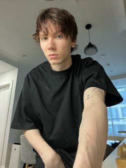 Футболка КН х тринадцать карат