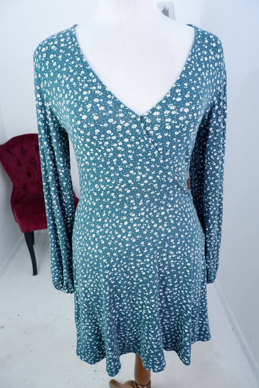 Платье Stradivarius непринужденное, маркировка М, визуально 46 размер