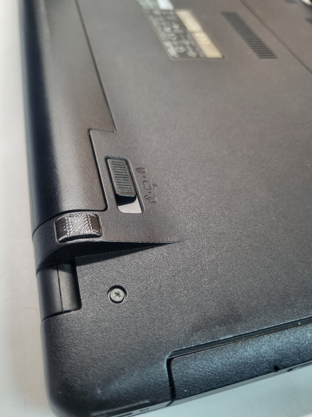 Ножки для ноутбука Asus X550, X552 (черные)