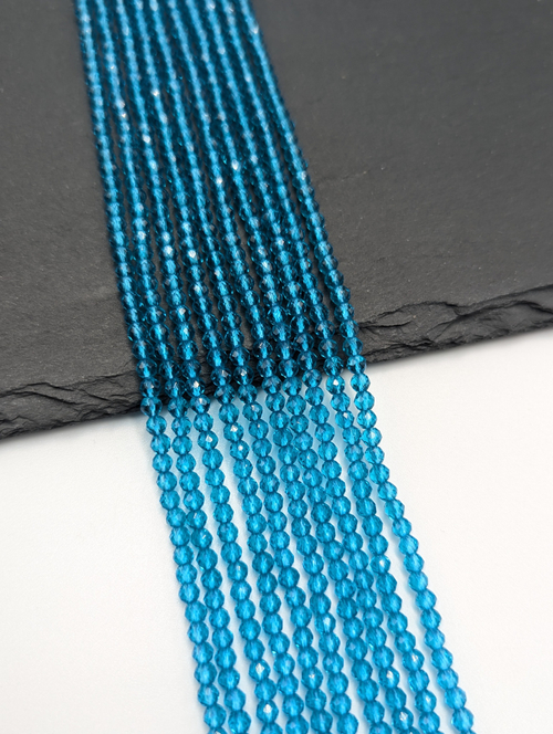 Шпинель стеклянная 3мм, голубой