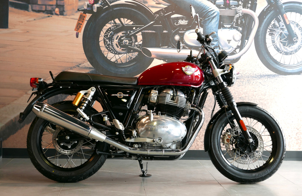Royal Enfield INTERCEPTOR 650 Canyon Red