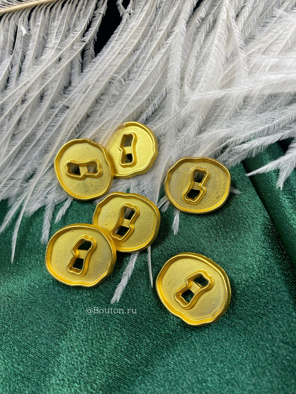 Пуговицы Скиапар. "Замочная скважина" матовые золотистые скидка