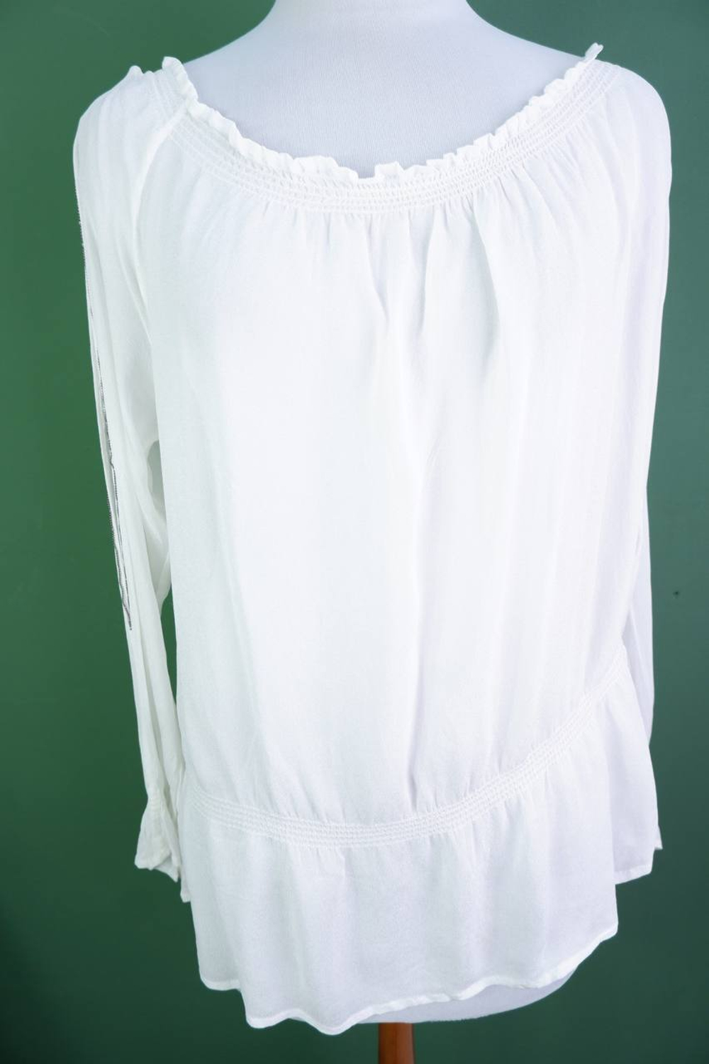 Блузка DenMark легкая, визуально на 48 размер