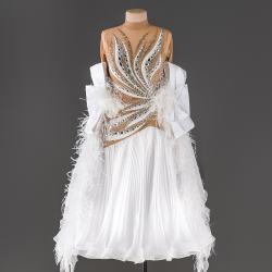 пошив платьев для танцев