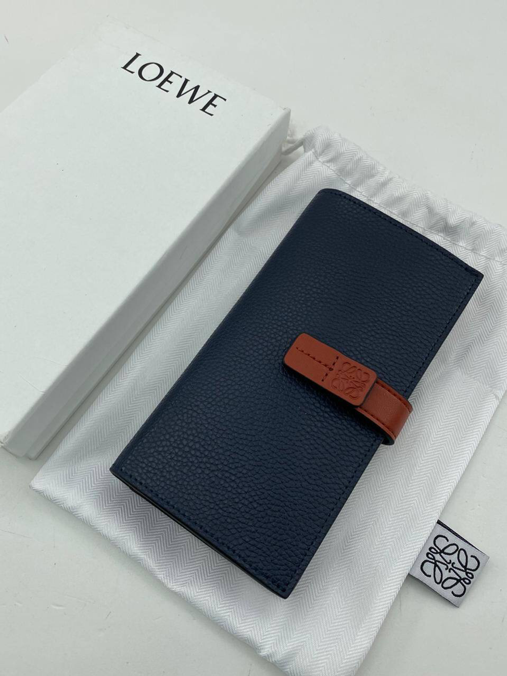 Кошелёк Loewe