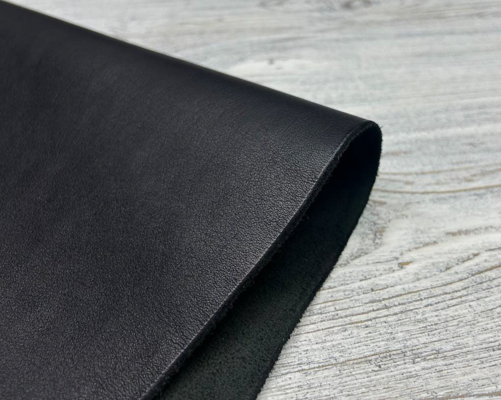 Фактура кожи растительного дубления Nappa Strucco Nero (1,4-1,6 мм)