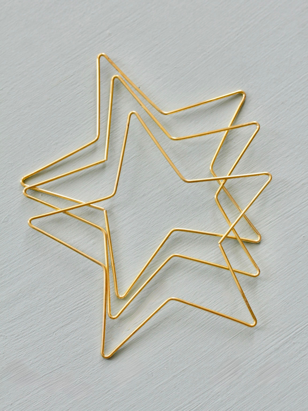 Основа для макраме Звезда 20 см, цвет золотистый, неразъемная (набор 3 шт.) /основа для декорирования и ловца снов