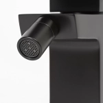 Инсталляция для биде со смесителем WasserKraft Naab 86BDT.050.WH.SQ2006 белая панель/смеситель черный Soft-touch
