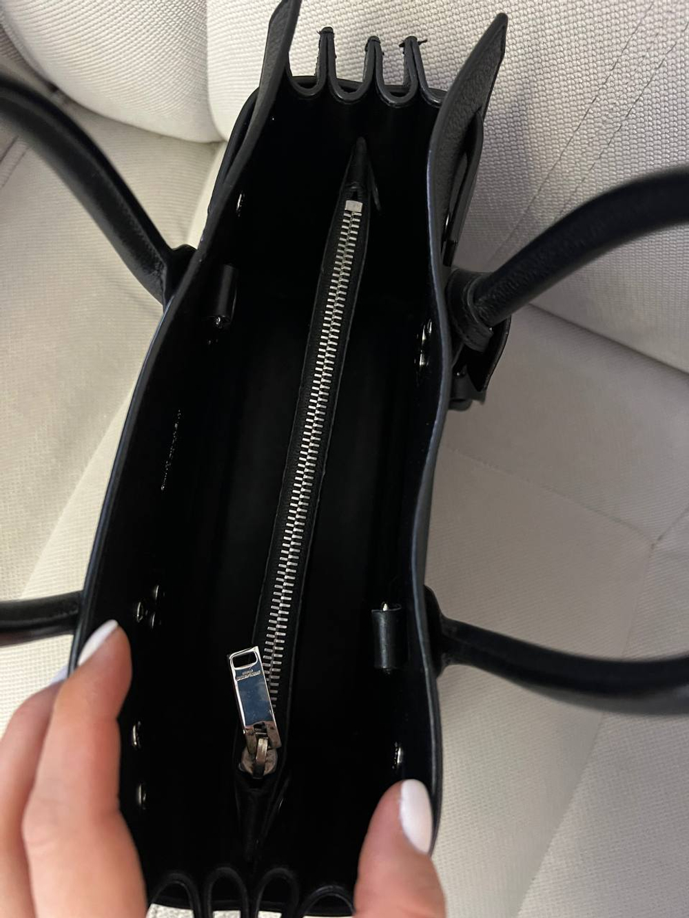 Сумка Saint Laurent Sac de Jour