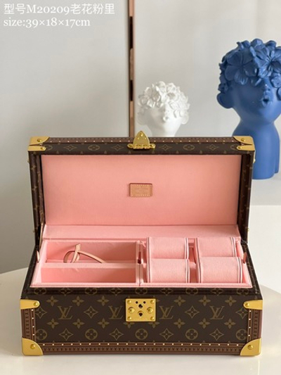 Louis Vuitton Coffret Accessoires