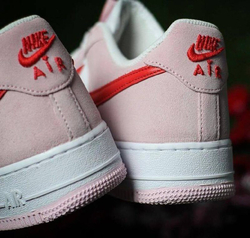 Детские кроссовки Nike Force 1 Love