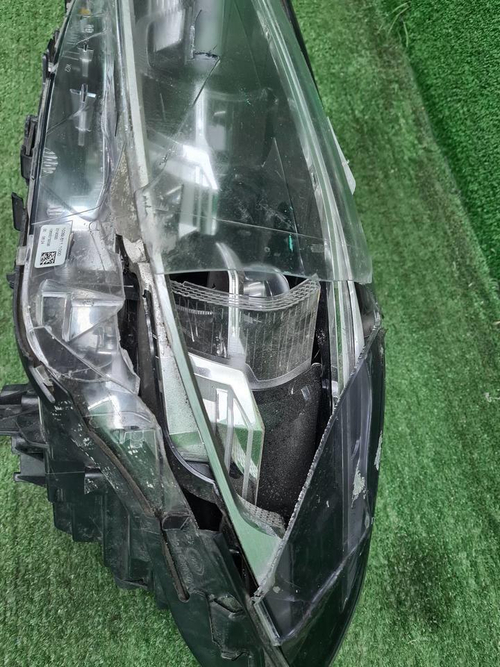Фара левая BMW 5er G30 (17-20) Adaptive LED