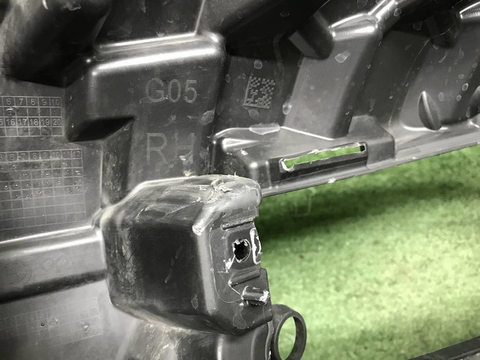 Кронштейн переднего бампера BMW X5 G05 (18-23)