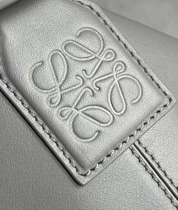 Loewe Small Cubi Crossbody 29 cm