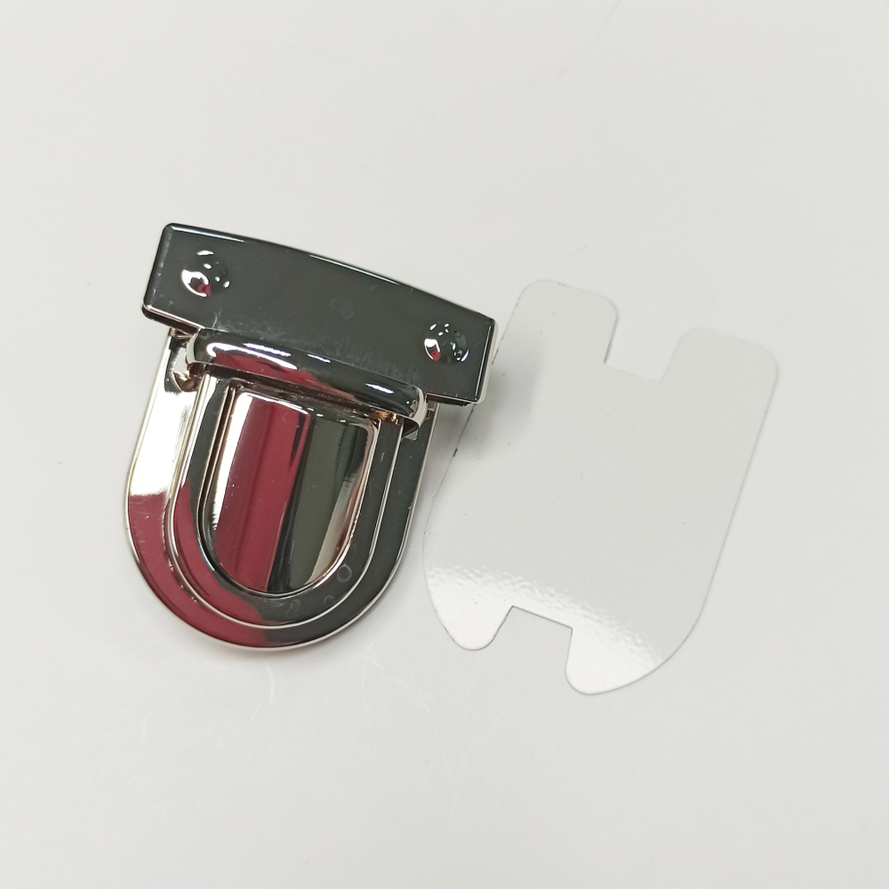 Замок-защелка на зажимах 42*50 Серебро