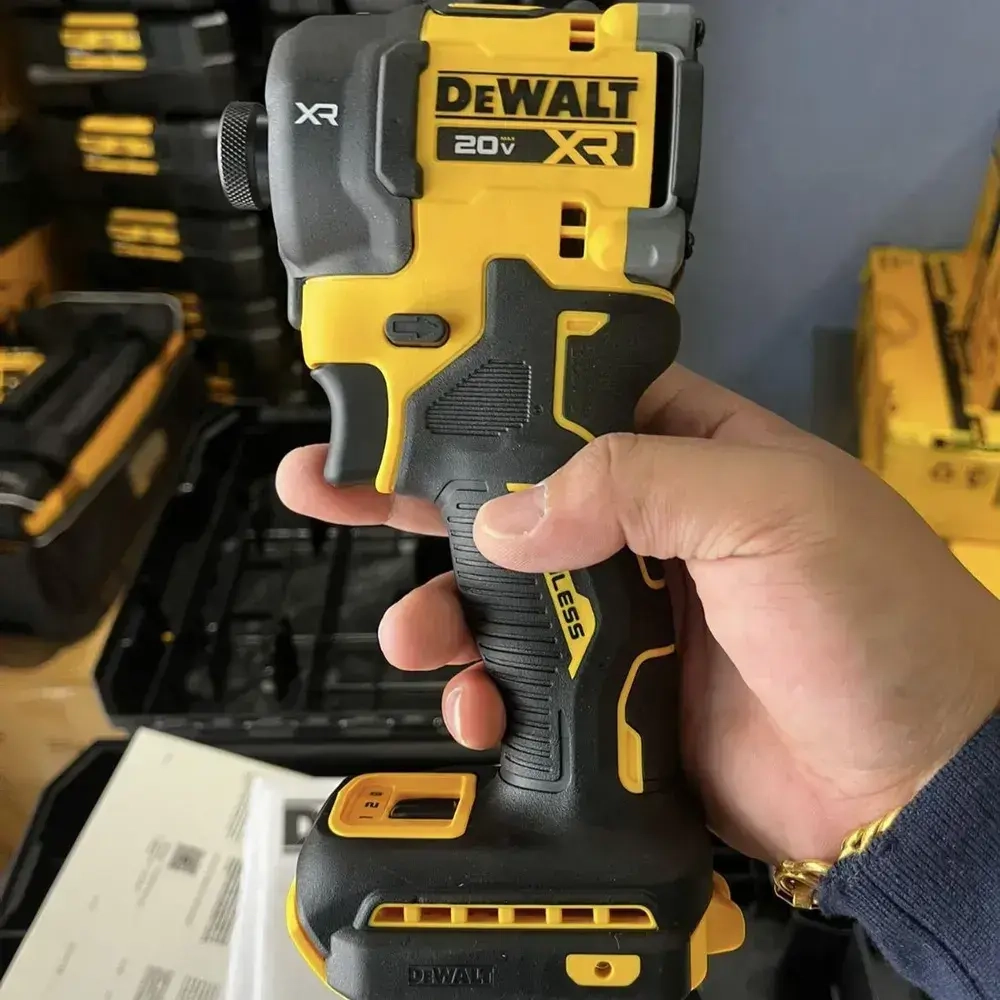 Аккумуляторный бесщеточный гидравлический ударный шуруповерт DeWalt DCF870NT, 20В, 1/4 дюйма, без АКБ,набор электроинструмента