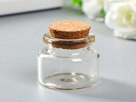 Бутыль №4  размер: 3см*3см