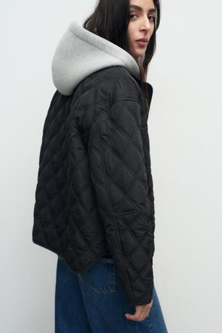 ZARA СТЕГАНАЯ КУРТКА WATER-REPELLENT С КОНТРАСТНЫМ КАПЮШОНОМ, ЧЕРНЫЙ