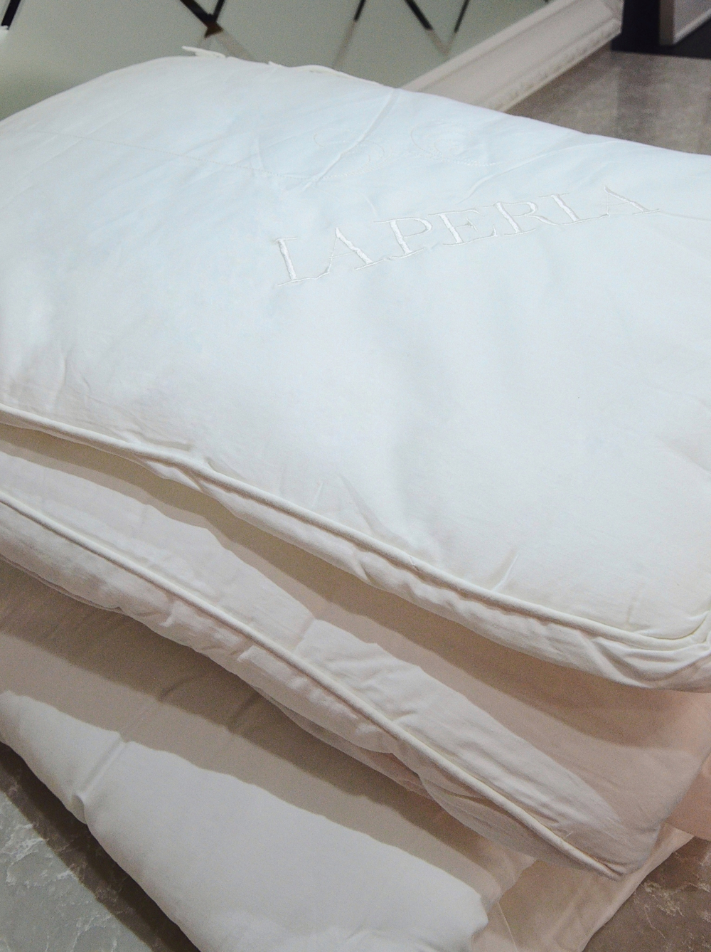 Теплое одеяло с шелком и бамбуком La Perla 150x210