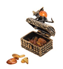 Народные промыслы AM-1347 Фигурка «Сундучок Ушастика» (латунь, янтарь)