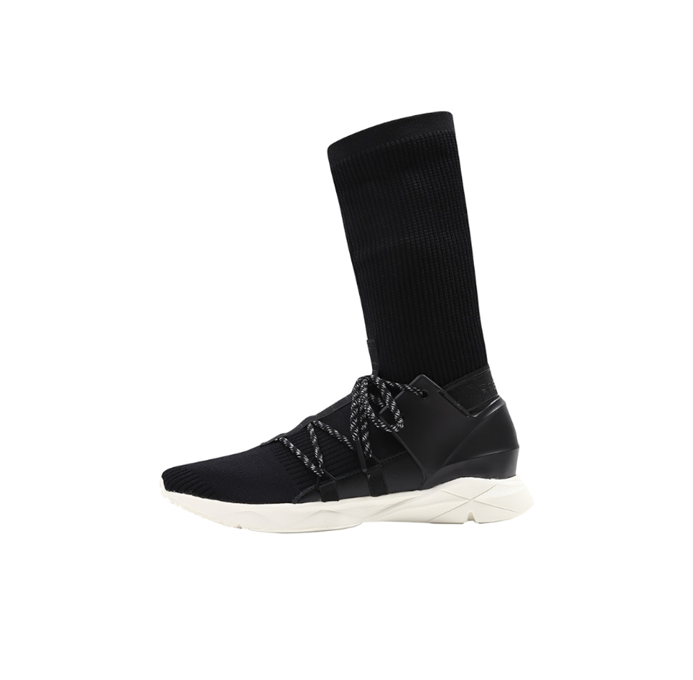 Reebok sock runner caged hotsell