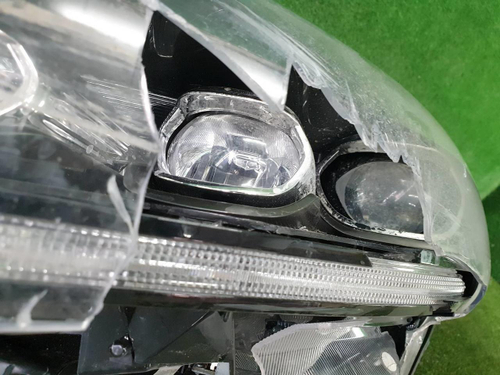 Битая Фара левая Kia Sorento 3 UM Prime (2017-2020) LED