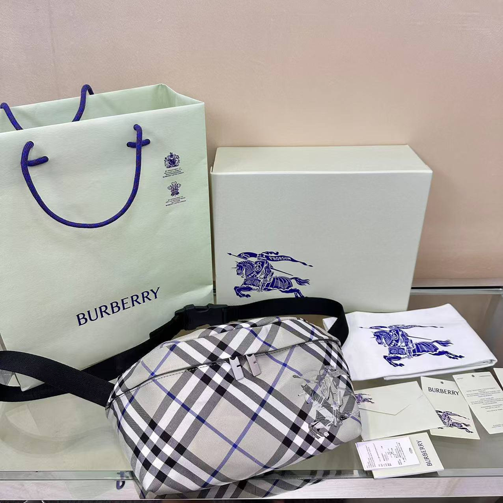 Сумка Burberry
