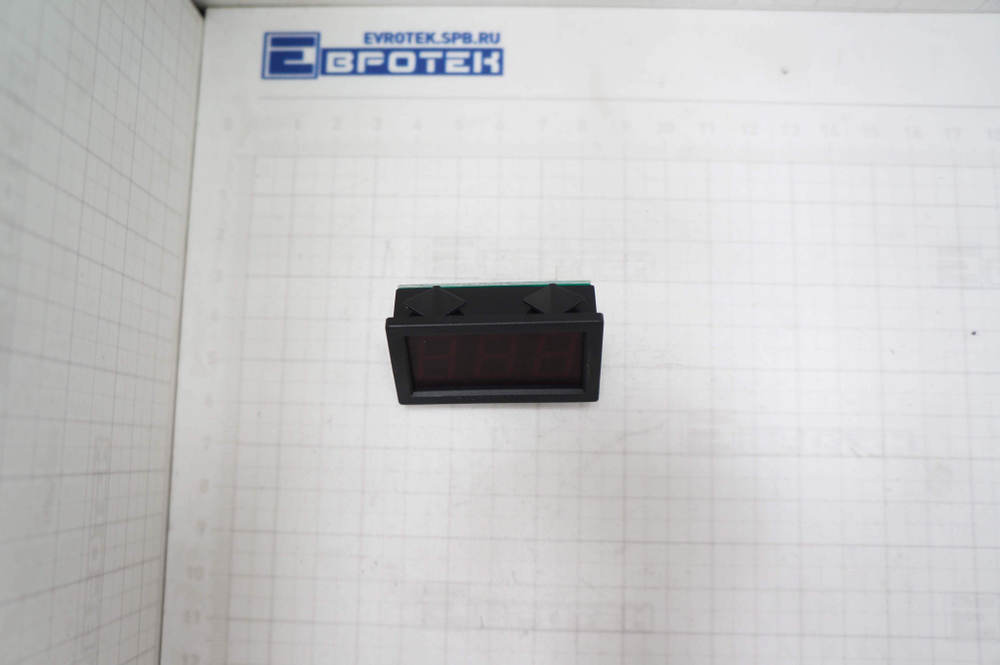 Дисплей напряжения Speedway / Stickmate арт R-37-110160-05-01