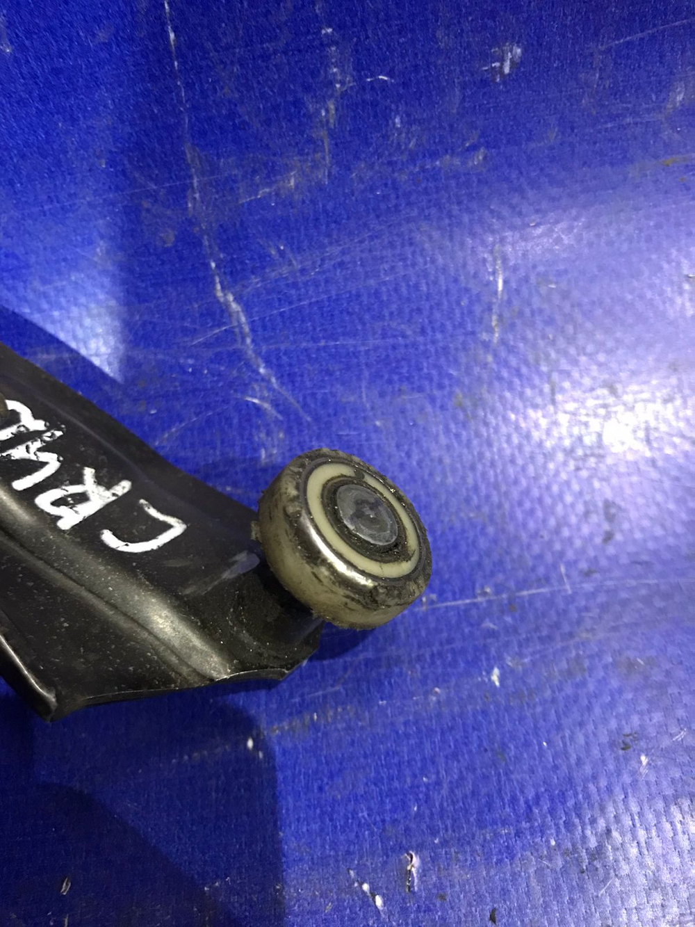 Ролик сдвижной двери TOYOTA TOWNACE 2001