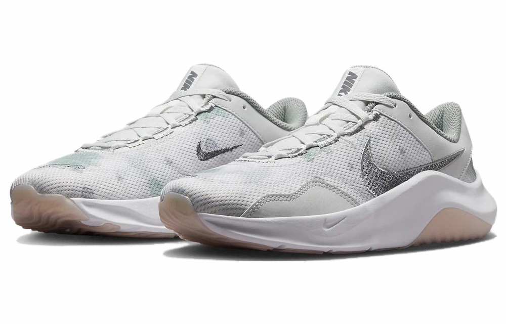 Кроссовки Nike Legend Essential 3 Next Nature Premium (Женская размерная сетка)