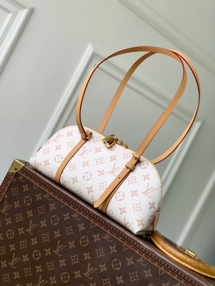 Louis Vuitton Squire East West