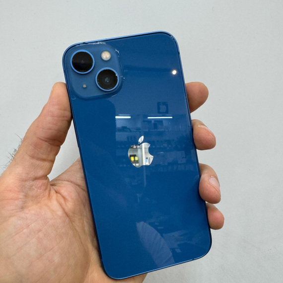Apple iPhone 13 256GB , акб 100% 1 цкл  (полный комплект)