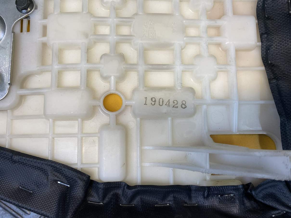 Сиденье пассажирское Suzuki GSX1300R 99-07 053435