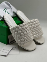 Шлепанцы Bottega Veneta