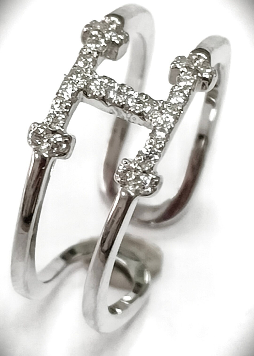 Ювелирное кольцо Эстерелла