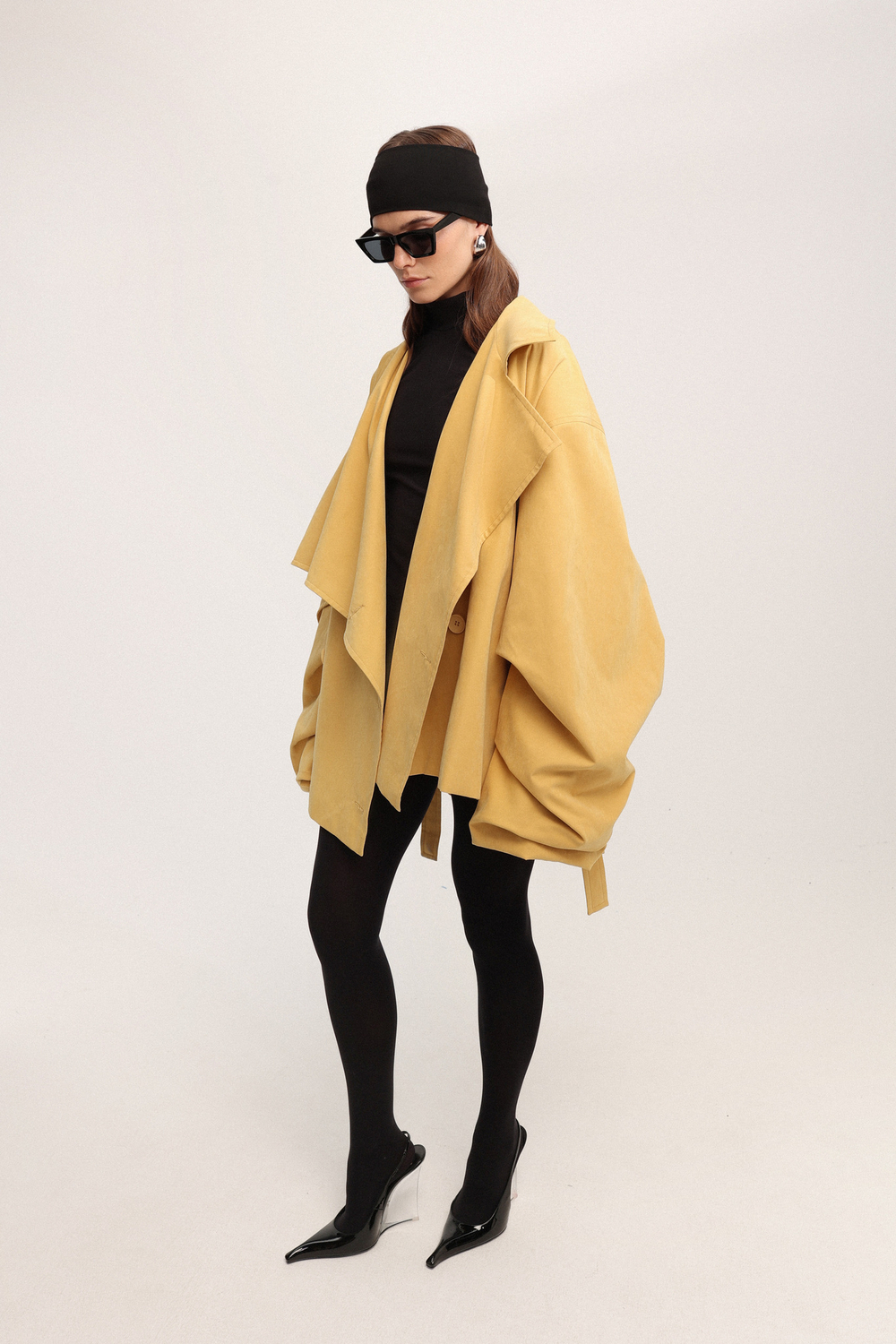 Кроп тренч с асимметричным воротником