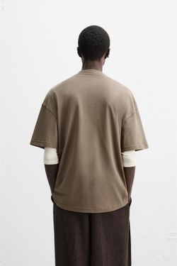 ZARА X NANUSHKA ФУТБОЛКА С ПРИНТОМ, КОРИЧНЕВЫЙ