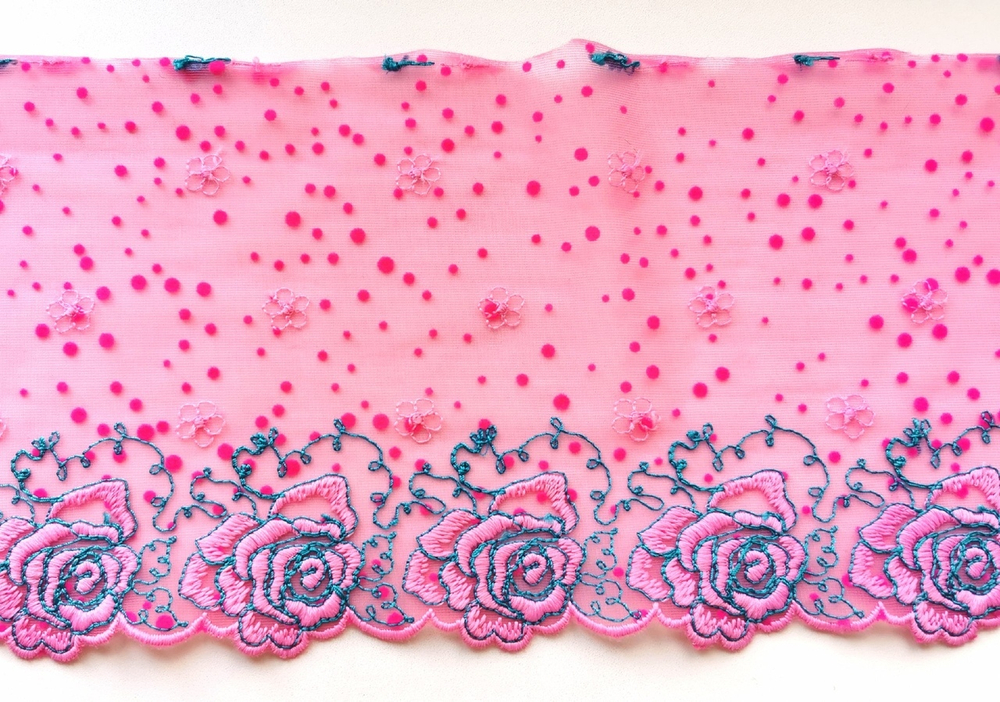 Вышивка на сетке, 16 см, ярко-розовый и бирюза, левая сторона, (Артикул: VS-1002), м