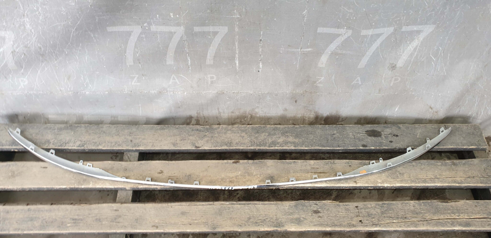 Молдинг переднего бампера Mercedes S-Class (W222)  Б/У Оригинал A2228854900