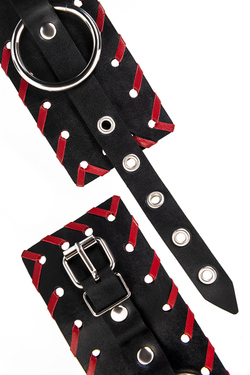 Наручники Pecado BDSM, с красной окантовкой, натуральная кожа, черные