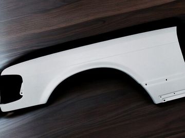 Крылья стеклопластиковые для Mercedes-Benz W126