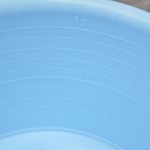 Ковш 1л пластмассовый с ручкой