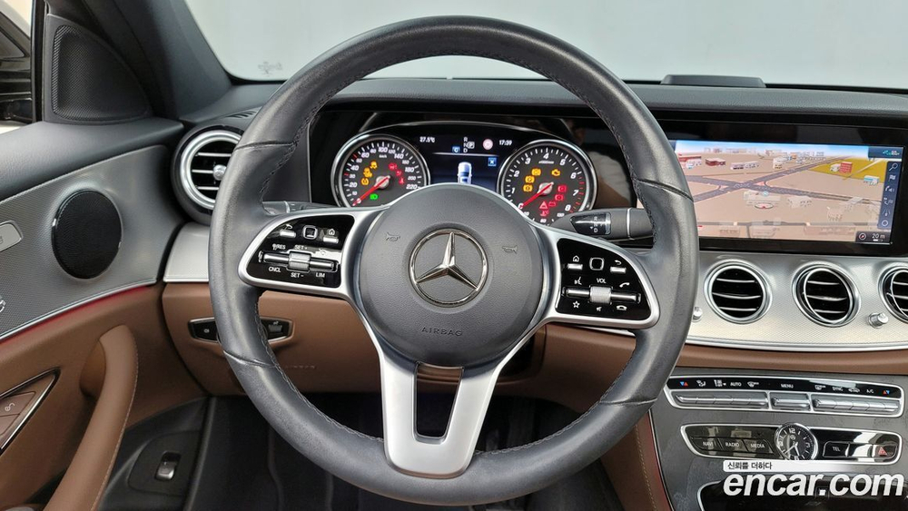 Mercedes-Benz E-Class W213 E250 Avangarde (09.2020)