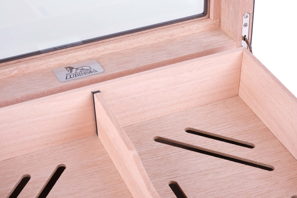 Хьюмидор Lubinski на 60 сигар со стеклом, Карбон, Q2799