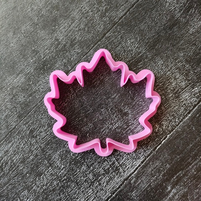 Лист кленовый №4