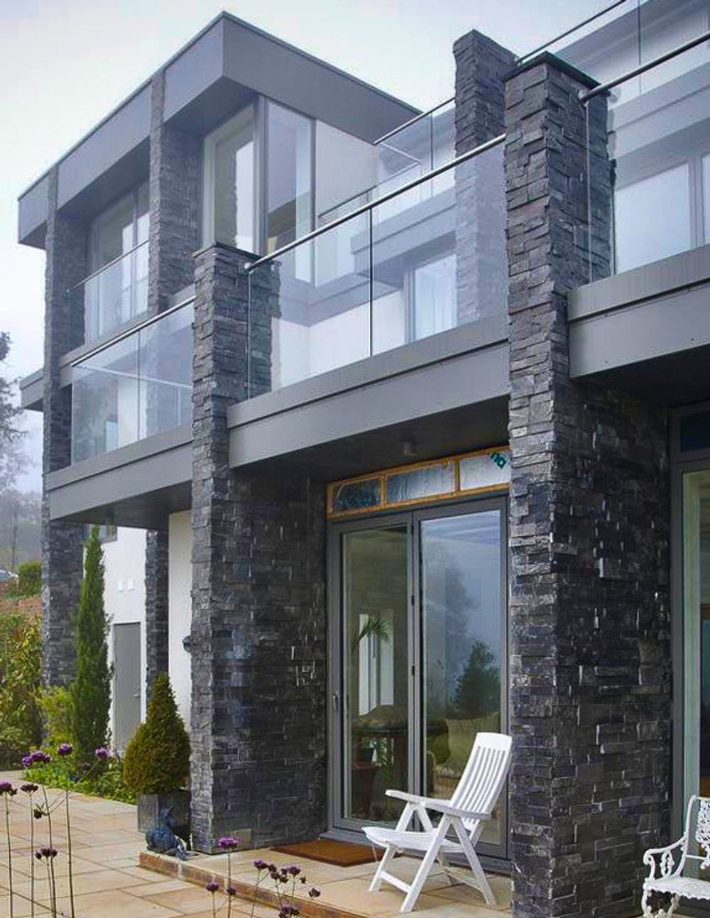 Натуральный камень Сланец черный Pharaon 180x350x10-20 Модерн