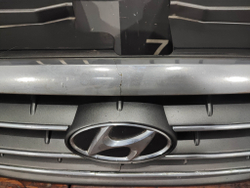 Решетка радиатора Hyundai Elantra 4 (HD) 06-11 Б/У Оригинал 863512H000