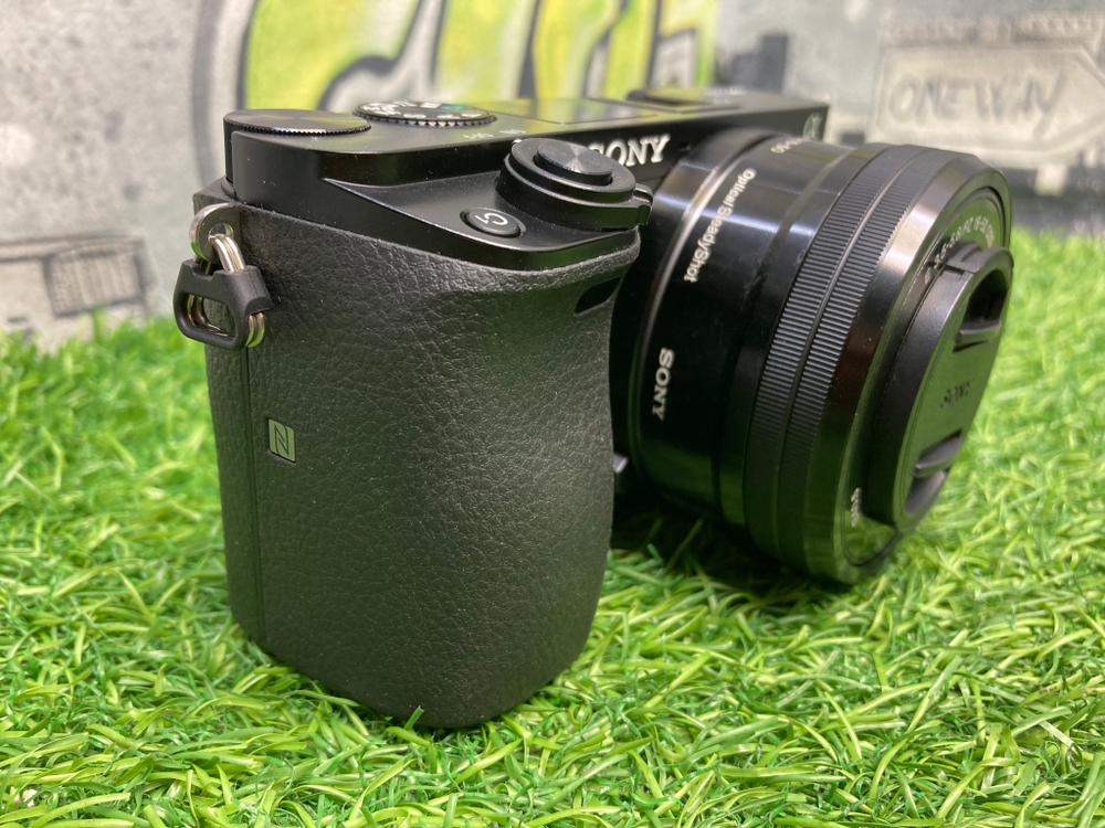 Sony A6000 kit E PZ 16-50mm 3.5-5.6 OSS 640 кадров