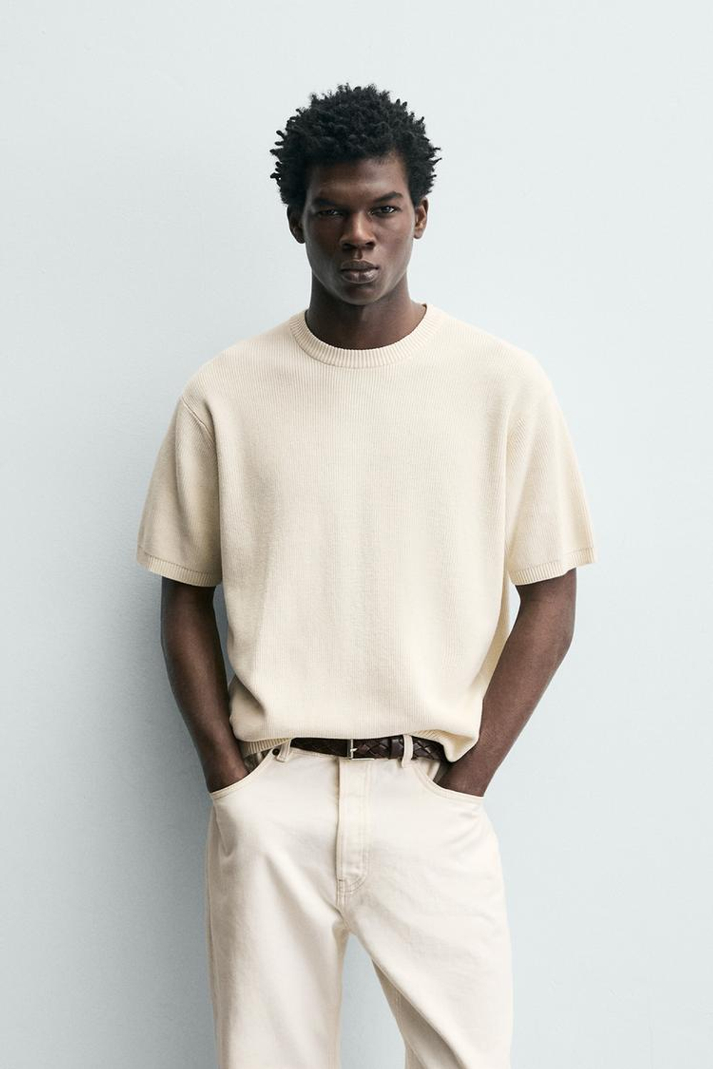 ZARA ФУТБОЛКА ПЛАТОЧНОЙ ВЯЗКИ, ЖЕЛТОВАТО-БЕЛЫЙ